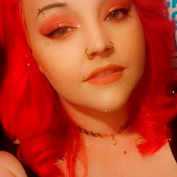 AssumiSilver, UK Onlyfans Model