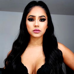 Alexa Serrano, Colombian OnlyFans Model