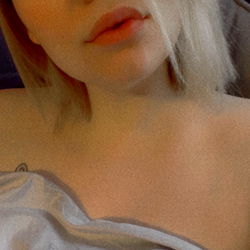 Raizel's Intimate Slumber