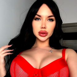 Terry Miu 😻😽 photo