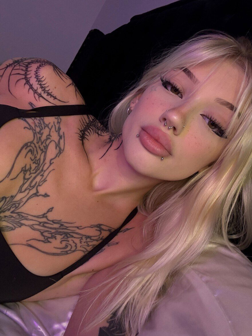 lexi ( ˘ ᵕ ˘♡)˚๐*˟ ♡ photo