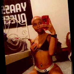 Model Mo3_Ak1 from Pittsburgh, PA