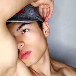 Migue Herrera - OnlyFans Model