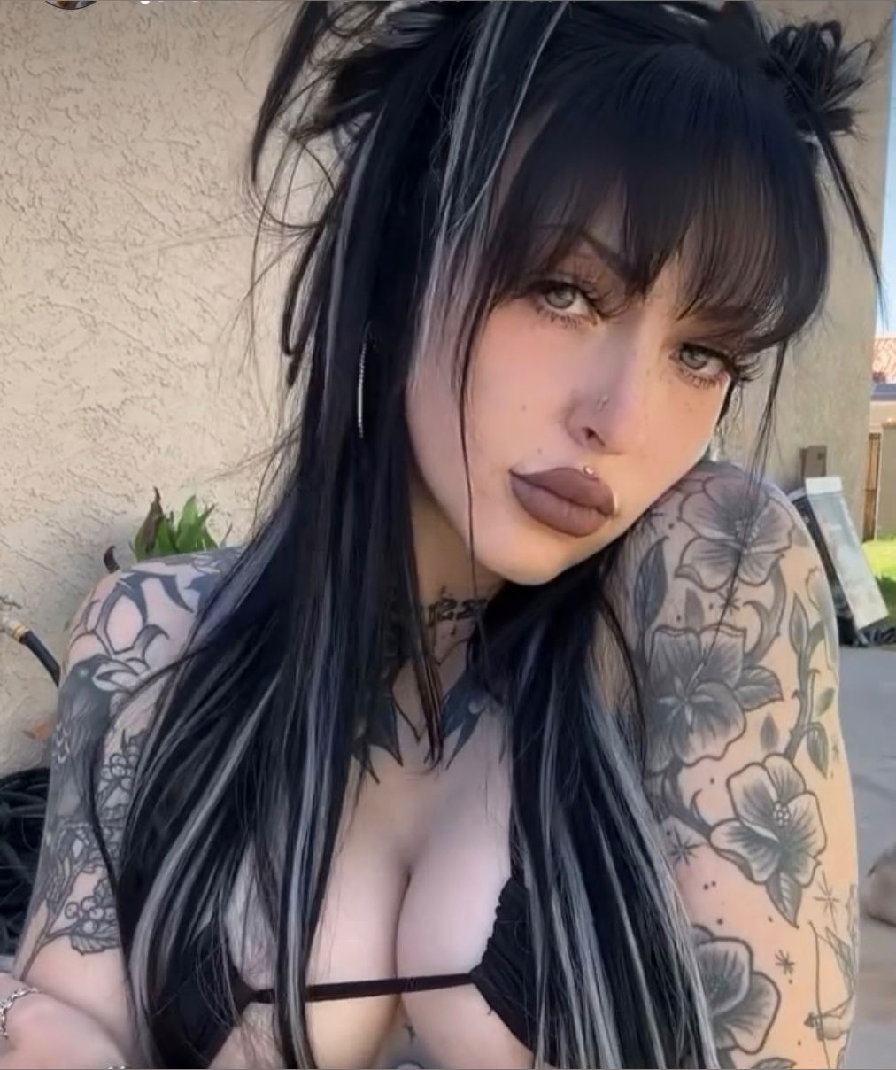 Millz 👼🏻🤍 photo