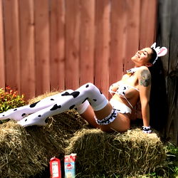 Milky_ Smut💦 photo