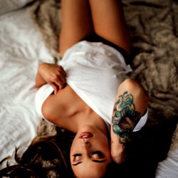 OnlyFans Model Alexiss's Sensual Bedroom Photoshoot