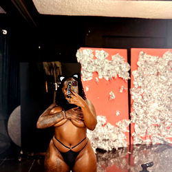 Avacado, Onlyfans Model: Photoshoot in Studio