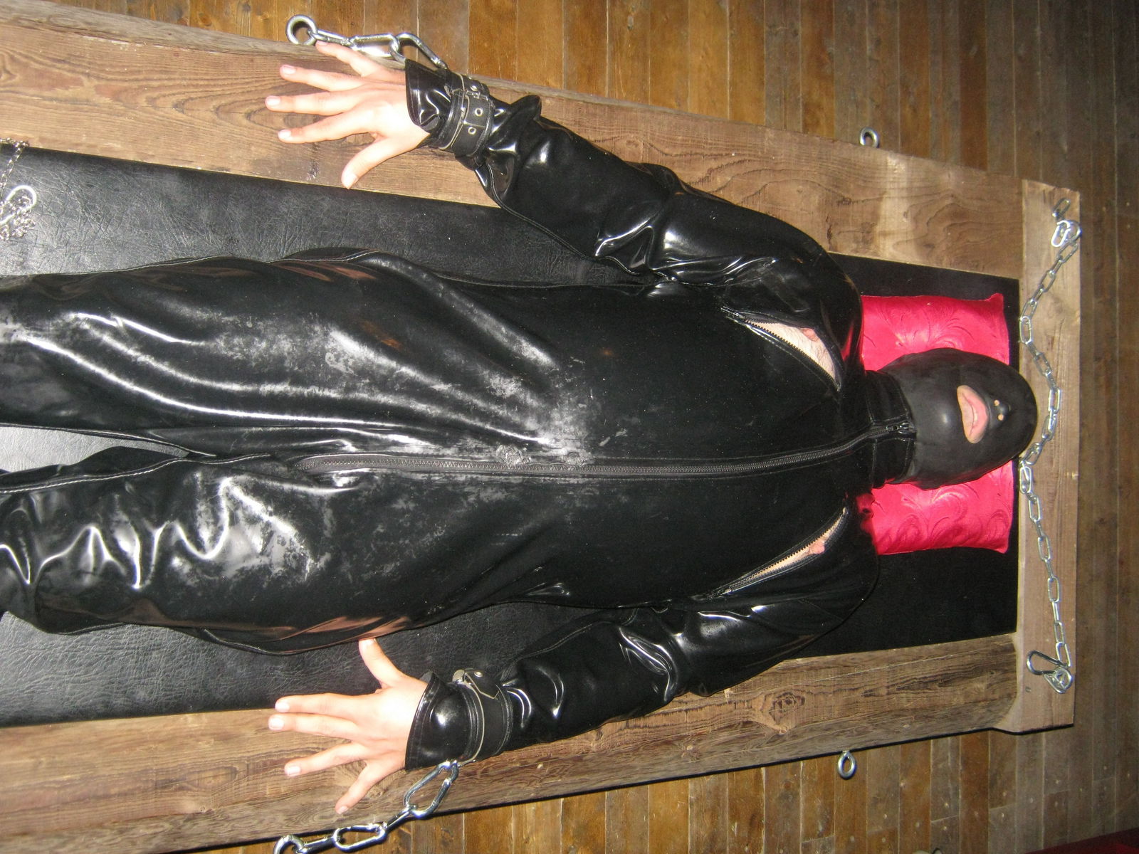 slave rightless photo