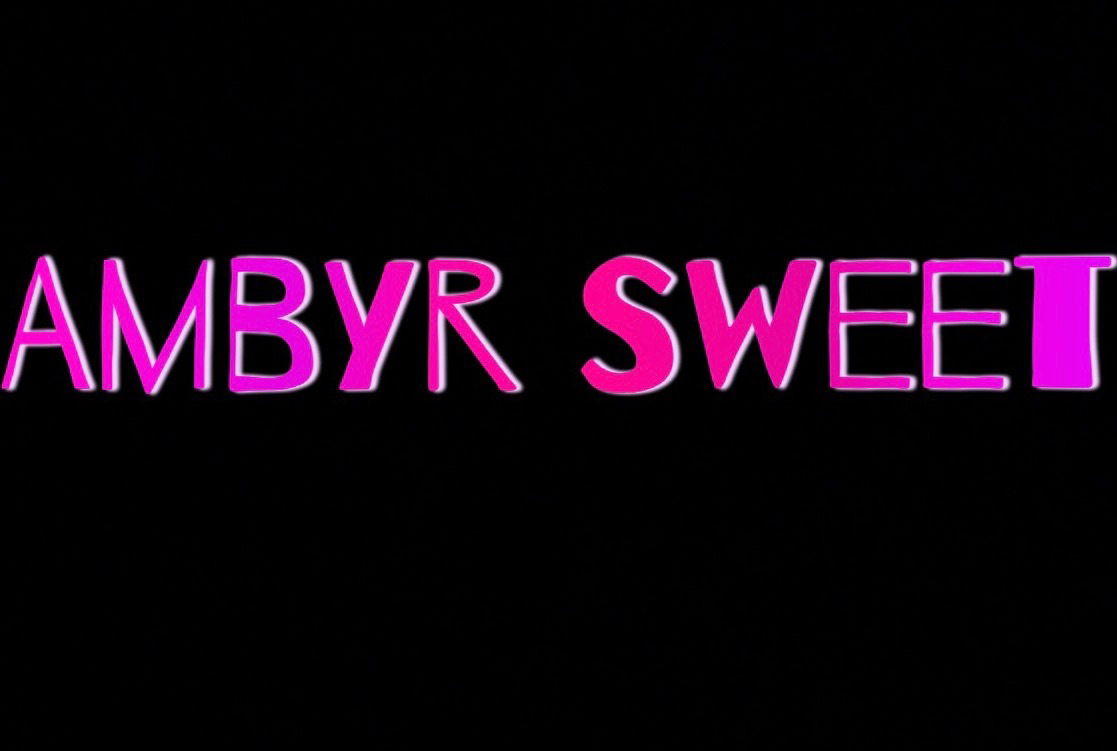 Ambyr Sweet photo