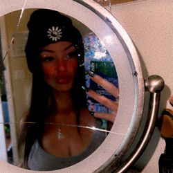 Personal Beauty Station with Vanity Mirror