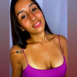 Candela Lopez - Onlyfans Model Photograph