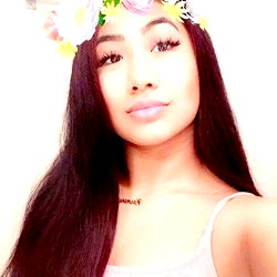 Aaliyah - Elegant Model from Toronto