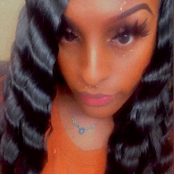 Onlyfans Model Aura Diamond