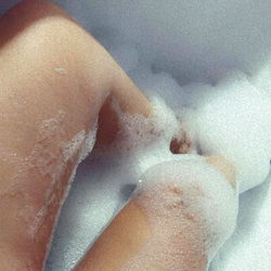 A Relaxing Bath Time Moment