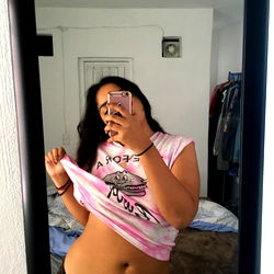 Karlis, Onlyfans Model from Mexico Shows Off Her Figure