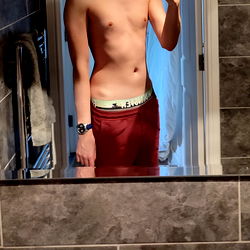 Model Hung Blond Brit from Manchester