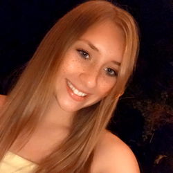 Macy Byrne - A Stylish Evening in the City