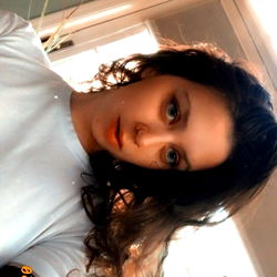 OnlyFans Model BabyDeer420 in a Selfie