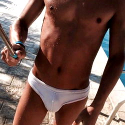 Onlyfans Model Alexsplay19 Showcases Fitness Routine