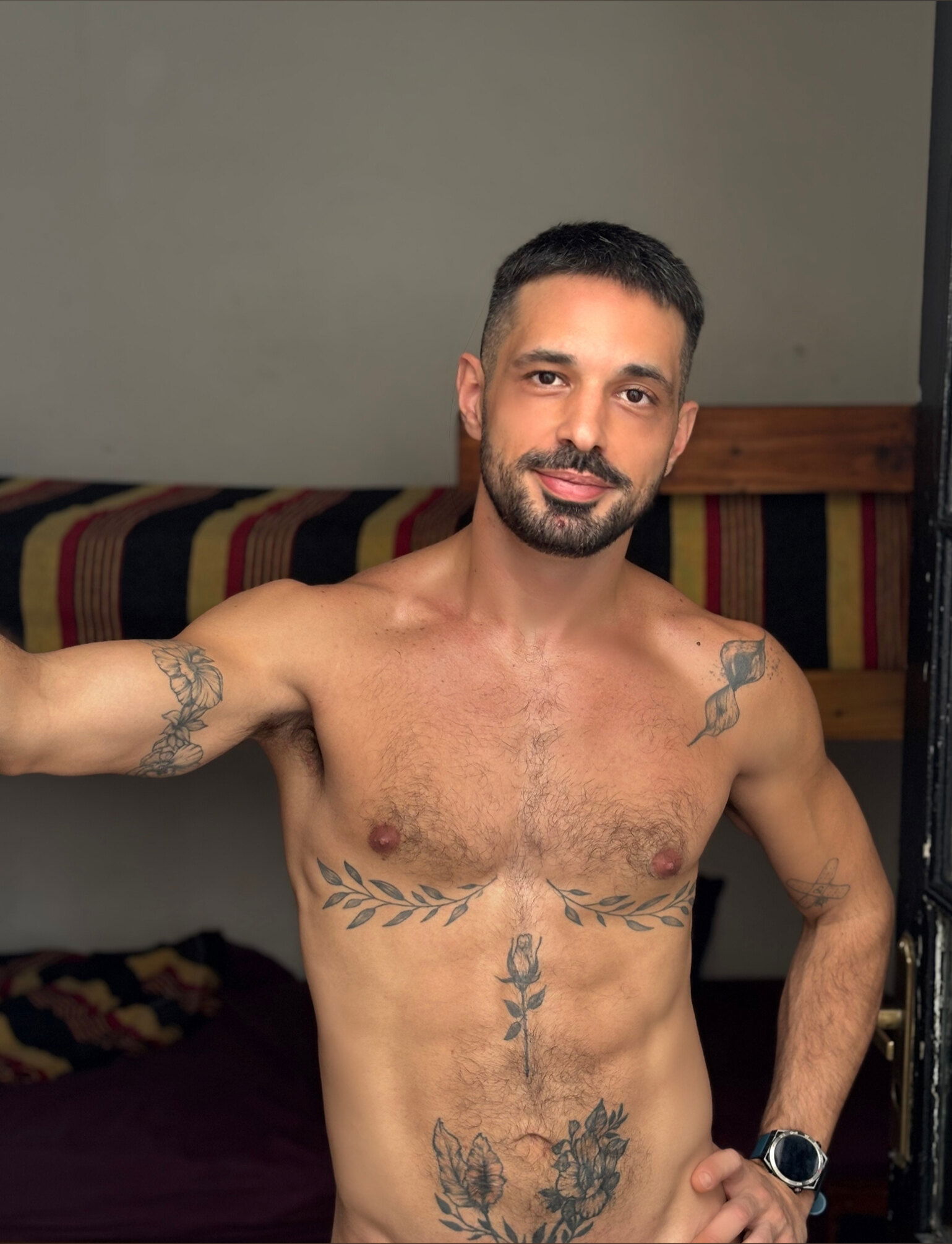 𝘑𝘶𝘭𝘪𝘢𝘯 ち卄∪ㄥ photo