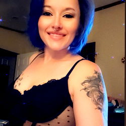 AcidDoll30: A Vision in Blue and Black