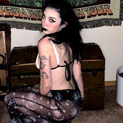 Model: Alex Pen, OnlyFans