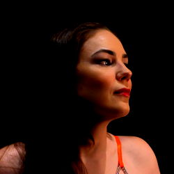 April Feelix - Model, Photographer, Influencer