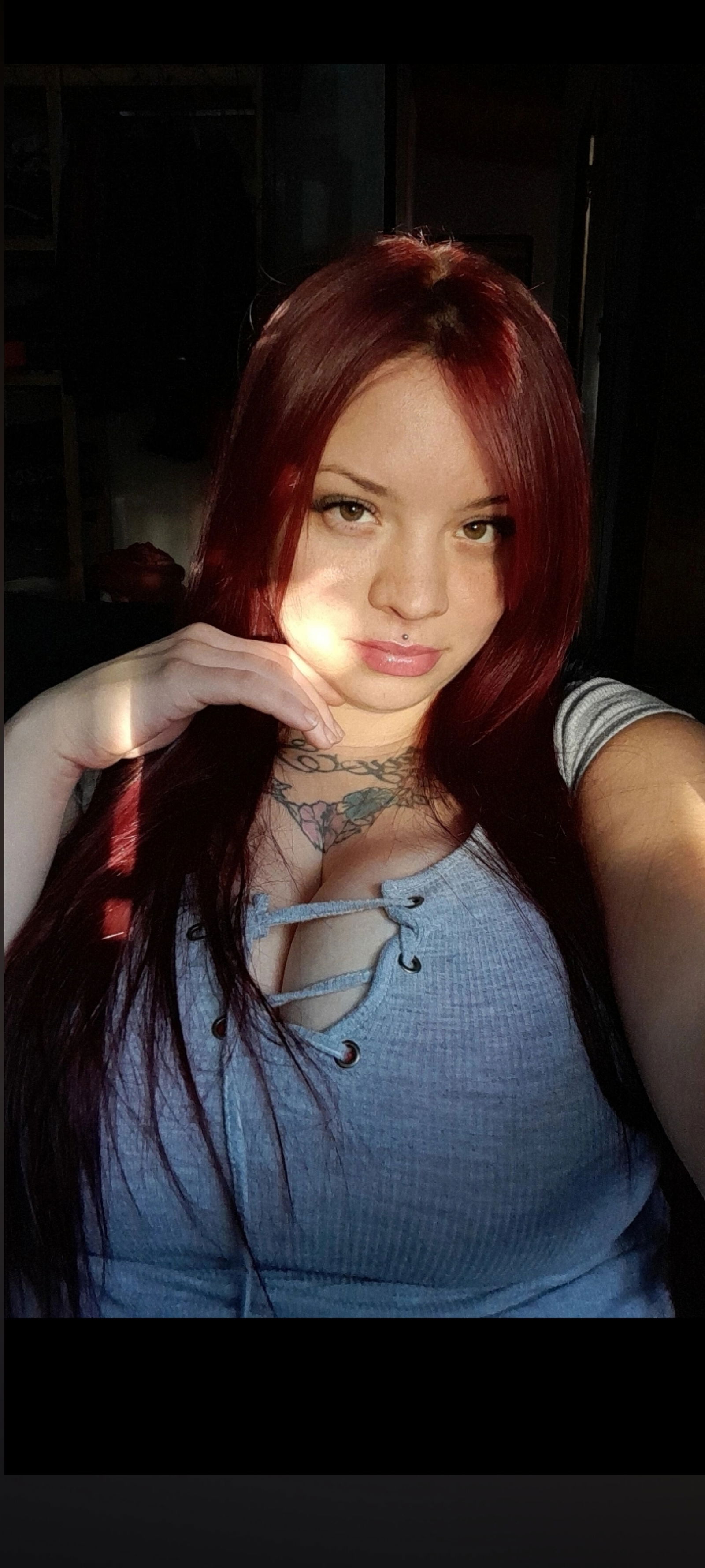 Redhead big tits 🔥 photo