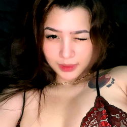 Julianna: Philippines OnlyFans Model in Bed