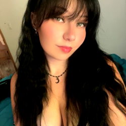 Jade Bethel: OnlyFans Model