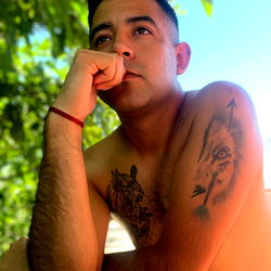 AlexxxHot 💭 Leisurely Pose by Poolside