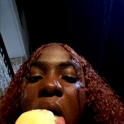 Laurence - OnlyFans Model - Medellin📍