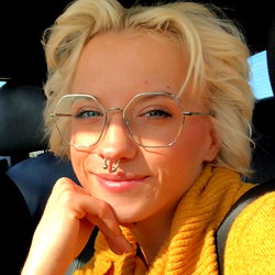 Rosemary Jane - Head In The Clouds