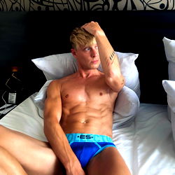 Fitness Model Aerodynamik in Onlyfans