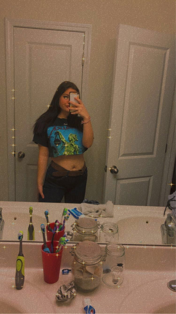 Olivia Simpson photo