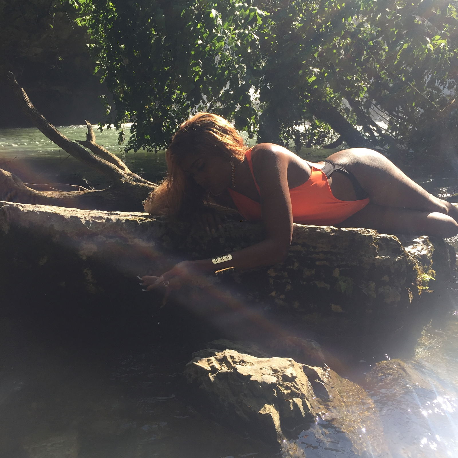 Bad and beautiful photo