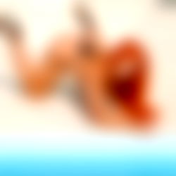 Yaela Vonk PREMIUM page photo