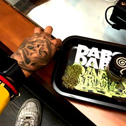 Elvis Cochรณn photo