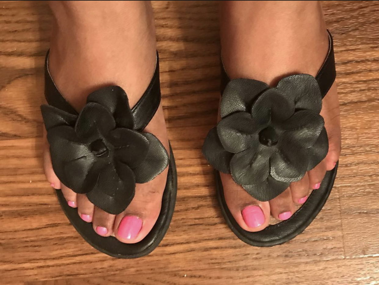 PrettyPinkToesMetta photo