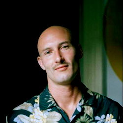 AndréVillard, Basque Country Model, Pose with Hawaiian Shirt