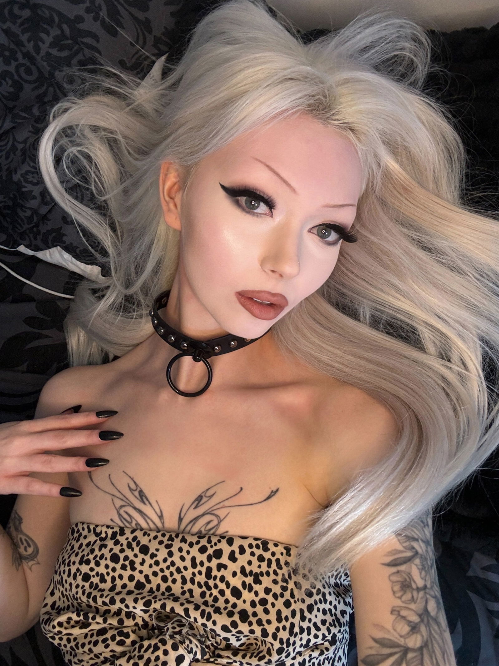 vamp 🧛‍♀️🧝🏻‍♀️ photo