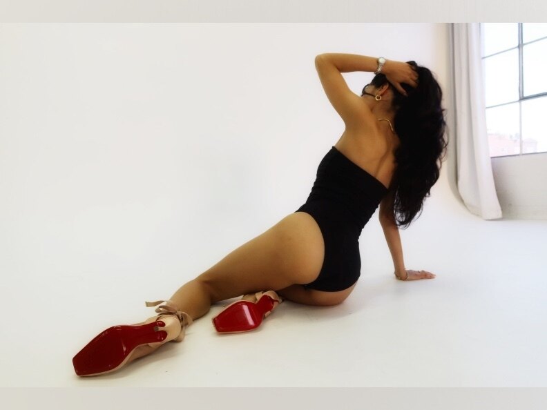 Athena Morenita photo