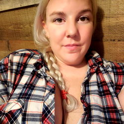 Jacey Rae: A Photographic Portrait