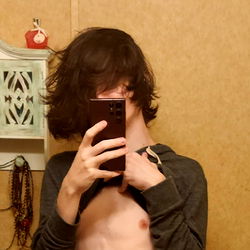 OnlyFans Model ❤️𝓓𝓔𝓛𝓘𝓒𝓐𝓣𝓔 ❤️