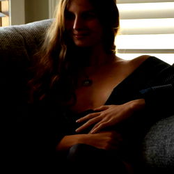 Allielicious - Model Profile