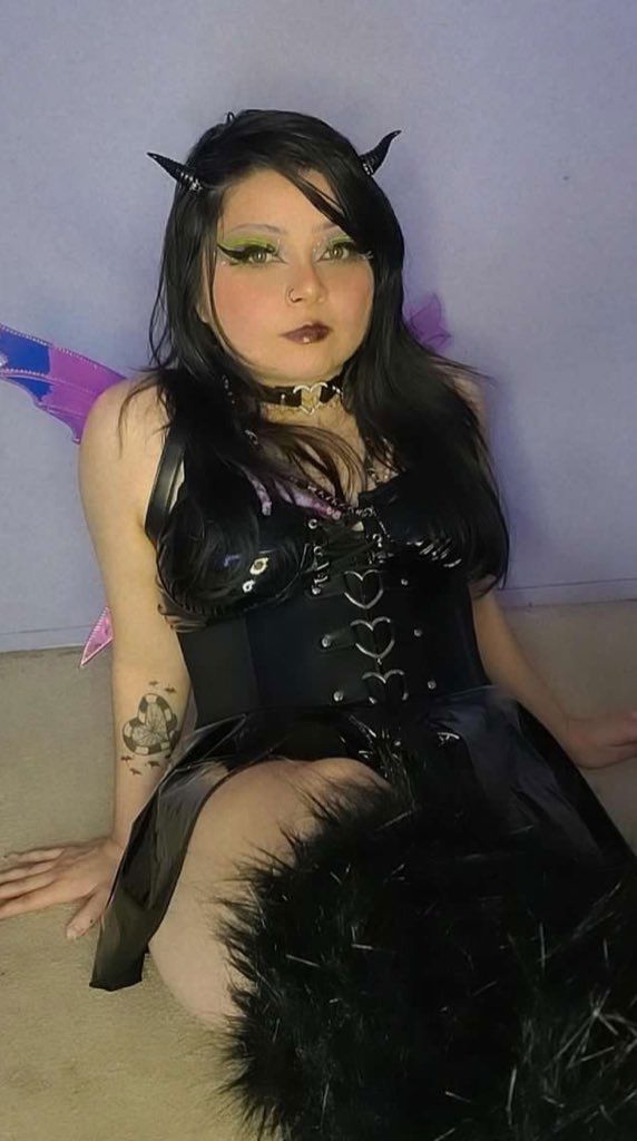 🕯🕷zena 🕷🕯 photo