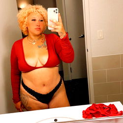 A Dav, OnlyFans Model