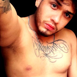 Cruz Bolivar, Brazilian Balneario Camboriú Model Sharing Fitness Routine