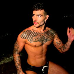 Léo Salvatore: Fitness Model in Amsterdam