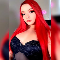 Leah😻💦 wet college pussy photo